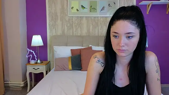 Snapshot of Ivanna__Rose chatting on October 9, 6:22 am Ivanna Rose online show from October 9, 6:22 am