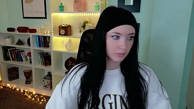 Ivanna  Rose online show from February 9, 5:44 am