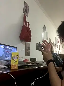 Snapshot of Hui521 chatting on October 9, 3:21 pm Hui521 online show from October 9, 3:21 pm