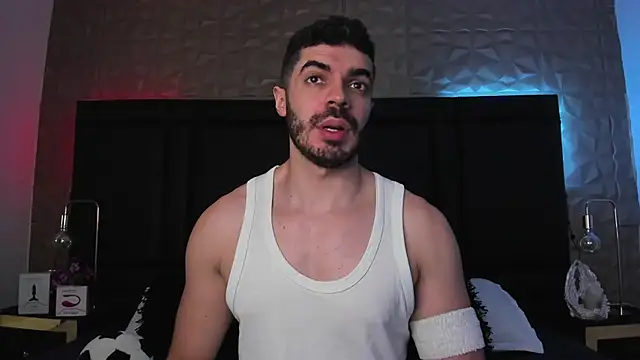 AxelThompson  online show from November 14, 11:42 am