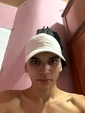 Snapshot of dailydosam chatting on November 6, 11:11 am dailydosam online show from November 6, 11:11 am