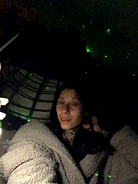 Snapshot of DarkAngelz1 chatting on November 10, 1:15 am DarkAngelz1 online show from November 10, 1:15 am