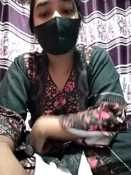 Snapshot of Rubaiya1 chatting on October 24, 7:21 pm Rubaiya1 online show from October 24, 7:21 pm