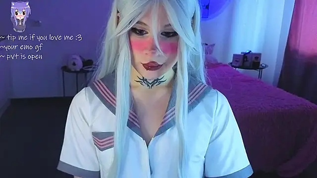 your little eva online show from June 1, 12:51 pm