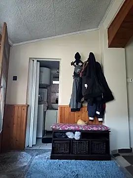 MrThomas31 online show from April 1, 2:58 pm