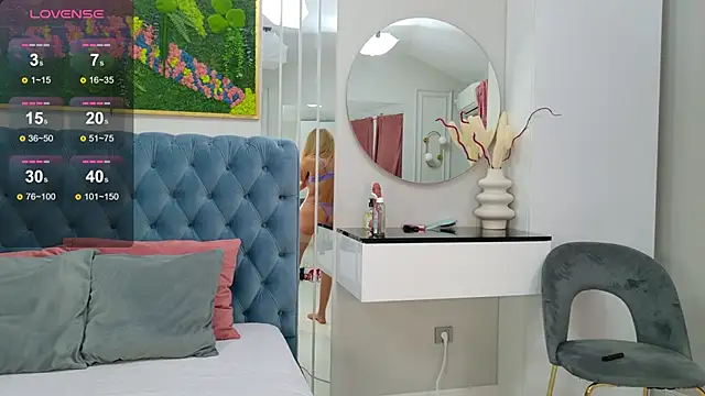 Snapshot of SiennaPierce chatting on September 29, 4:17 am SiennaPierce online show from September 29, 4:17 am