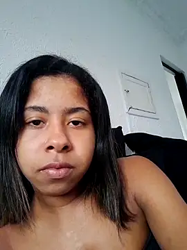 baixinha666 online show from November 4, 8:30 pm