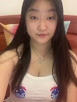 xialuo25 online show from March 25, 2:39 am