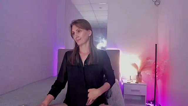 Snapshot of ChristyBrook chatting on September 16, 7:15 pm ChristyBrook online show from September 16, 7:15 pm