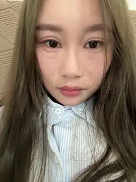 Snapshot of uulove521 chatting on October 25, 3:25 am uulove521 online show from October 25, 3:25 am