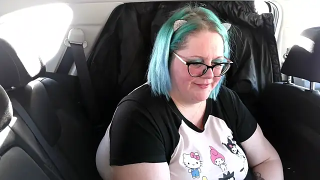 Snapshot of Kinky_Witch chatting on December 2, 4:02 pm Kinky Witch online show from December 2, 4:02 pm