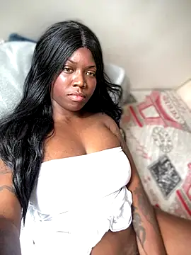 Snapshot of Alexia_24 chatting on November 20, 5:56 pm Alexia 24 online show from November 20, 5:56 pm