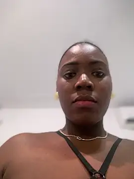 Snapshot of Alexia_24 chatting on December 18, 10:16 pm Alexia 24 online show from December 18, 10:16 pm