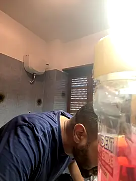 Snapshot of anaahmed30 chatting on September 19, 7:43 am anaahmed30 online show from September 19, 7:43 am