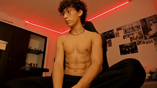 velvet skyn online show from October 22, 4:35 am