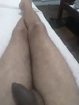 Snapshot of GuilhermeYuree chatting on November 30, 12:53 pm GuilhermeYuree online show from November 30, 12:53 pm