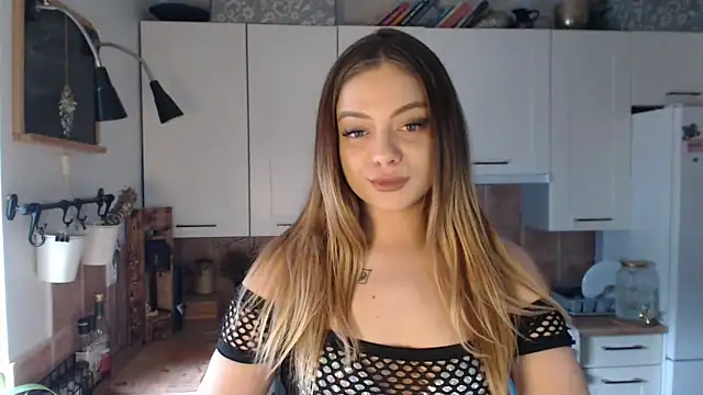 BuffyxLUST online show from April 8, 2:17 pm