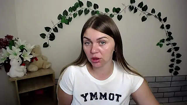 Snapshot of Magic_Katarina_ chatting on September 18, 6:59 am Magic Katarina  online show from September 18, 6:59 am