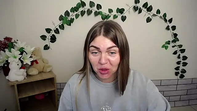 Snapshot of Magic_Katarina_ chatting on October 6, 6:33 am Magic Katarina  online show from October 6, 6:33 am