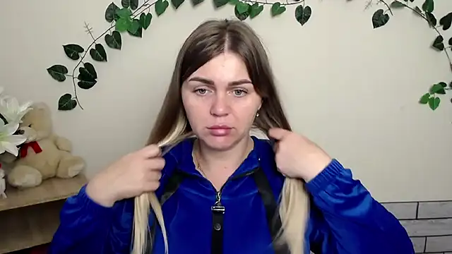 Snapshot of Magic_Katarina_ chatting on October 8, 7:28 am Magic Katarina  online show from October 8, 7:28 am