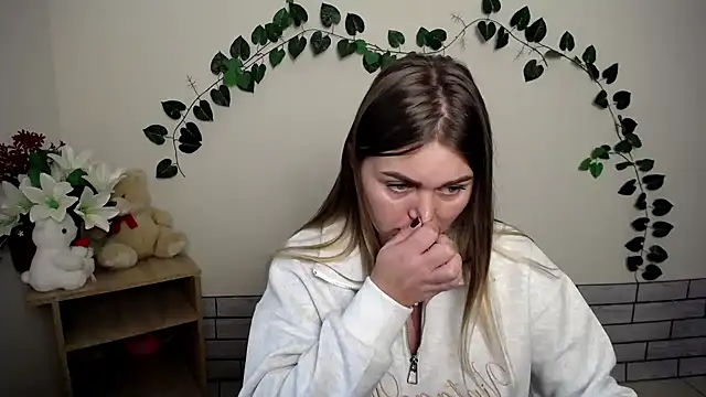 Snapshot of Magic_Katarina_ chatting on October 9, 6:44 am Magic Katarina  online show from October 9, 6:44 am