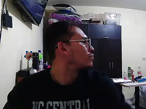 DOBLEWYOSK69G online show from October 10, 5:50 am