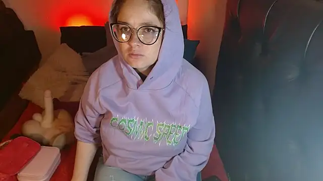 Snapshot of KrystalAdams chatting on September 20, 12:17 pm KrystalAdams online show from September 20, 12:17 pm