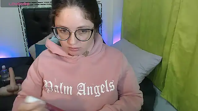 Snapshot of KrystalAdams chatting on October 30, 1:45 pm KrystalAdams online show from October 30, 1:45 pm