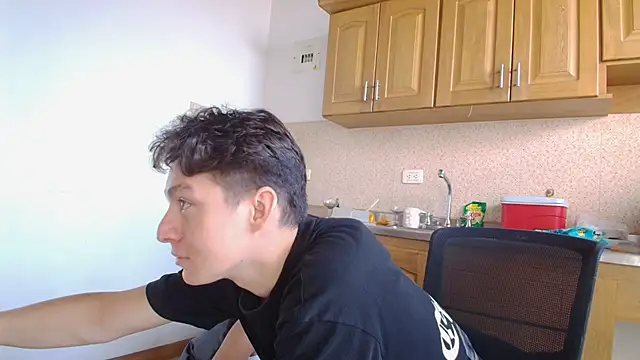 Snapshot of Aria_Arthur chatting on October 15, 12:27 pm Aria Arthur online show from October 15, 12:27 pm