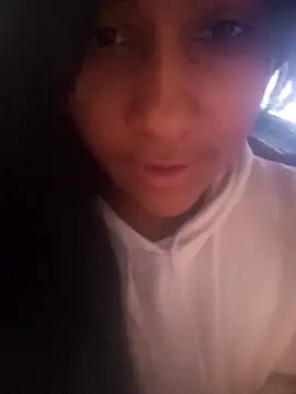 Snapshot of srtsara chatting on November 3, 2:51 pm srtsara online show from November 3, 2:51 pm