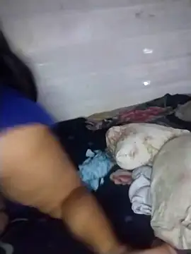 Snapshot of srtsara chatting on December 16, 8:14 pm srtsara online show from December 16, 8:14 pm