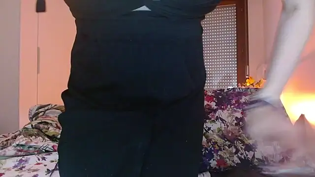 refem9 online show from November 2, 2:30 pm