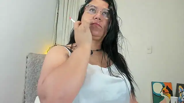 sofia sorceress5 online show from March 31, 12:45 am