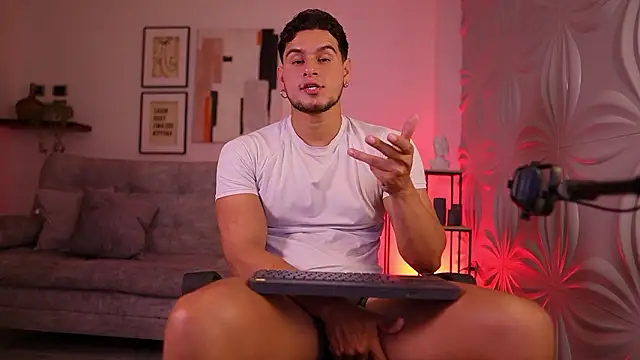 DaviesBrown online show from March 10, 8:47 pm