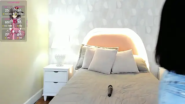 isabella milf  online show from January 17, 7:06 pm