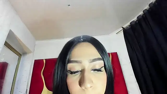 chaniesmith69x online show from November 8, 3:50 am