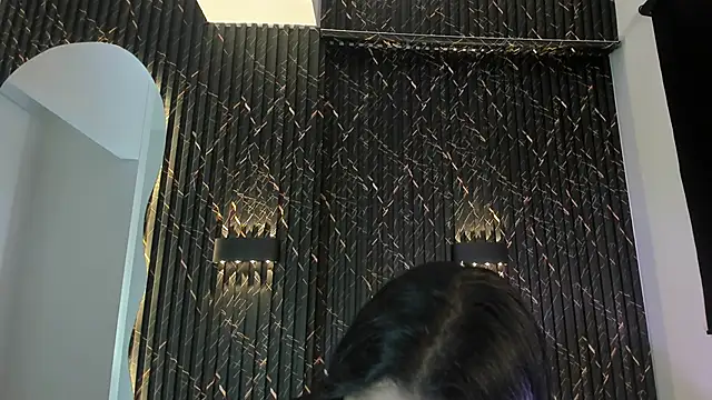 ZOETTAYLOR online show from October 22, 12:11 am