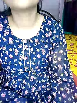 Snapshot of Sexyriya096 chatting on October 14, 5:14 pm Sexyriya096 online show from October 14, 5:14 pm
