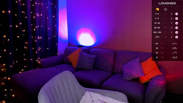 Snapshot of deboramoore chatting on February 6, 2:05 am deboramoore online show from February 6, 2:05 am