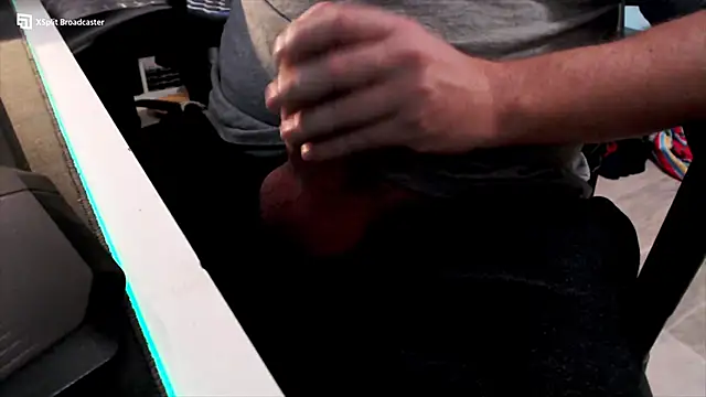 Snapshot of elgigologigante chatting on October 23, 5:33 pm elgigologigante online show from October 23, 5:33 pm