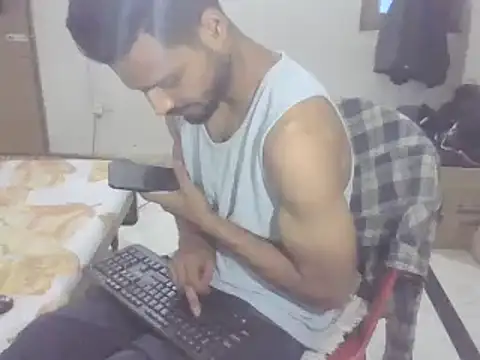 sofiacpl  online show from October 19, 5:41 am