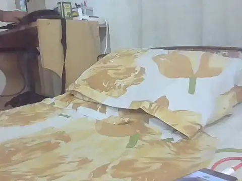 sofiacpl  online show from October 30, 5:24 pm