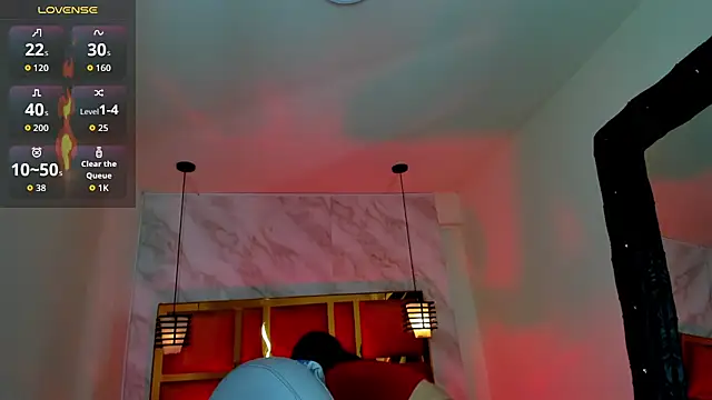 Snapshot of Luciifeer_ chatting on June 11, 6:39 pm Luciifeer online show from June 11, 6:39 pm