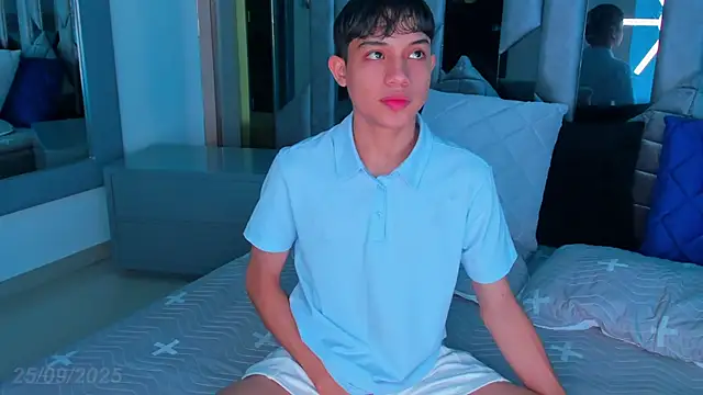 Sebax Young online show from September 25, 7:50 pm