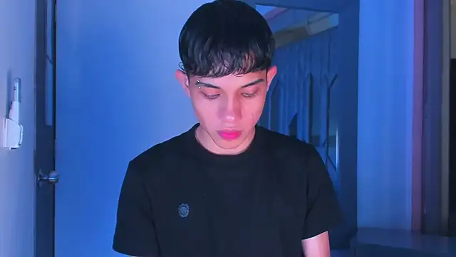 Sebax Young online show from January 12, 8:58 pm