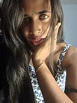 Snapshot of cute_radhikaa chatting on September 22, 5:26 pm cute radhikaa online show from September 22, 5:26 pm