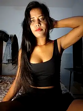 Snapshot of cute_radhikaa chatting on October 22, 6:02 am cute radhikaa online show from October 22, 6:02 am