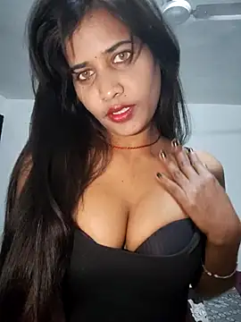 Snapshot of cute_radhikaa chatting on November 29, 8:39 am cute radhikaa online show from November 29, 8:39 am
