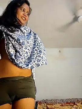 cute radhikaa online show from April 5, 9:17 am