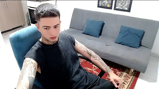 santii ss online show from December 19, 3:30 pm